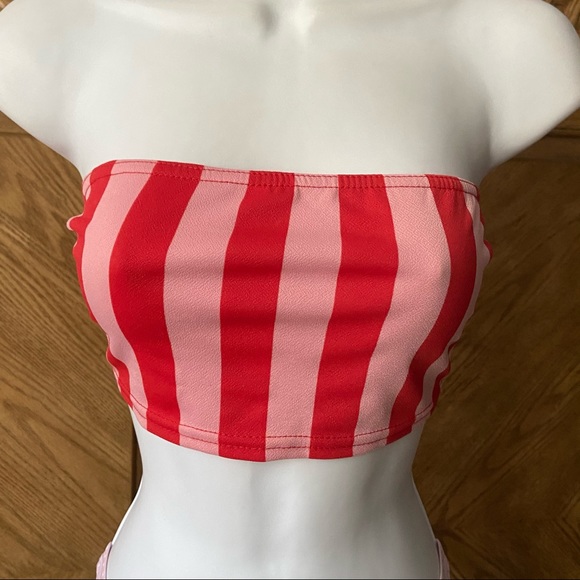 Boohoo pink red stripe bra top